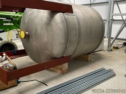 LANGFIELDS 7,766 Litre