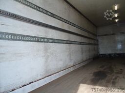 Renault Midlum 220 + euro 5 + MANUAL + lift + 12T