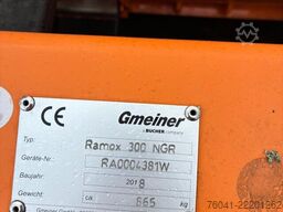 Bucher Schneepflug Ramox 300