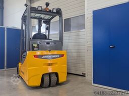 Jungheinrich EFG 220 Li-Ion Batterie