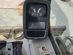 NEW HOLLAND E70SR-1ES
