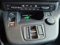 OPEL Combo-e Cargo XL 50-kWh Regalsystem Navi Kamera