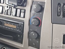 VOLVO FL 250.16 AIRCO TAILLIFT NL-TR