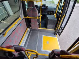 MERCEDES-BENZ Bürgerbus Sprinter 907  Niederflur 9 Sitze