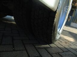 Volvo FL 14.210 + ATP/FRC + CARRIER + LIFT + EURO 6