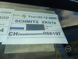 Schmitz Cargobull 2 AXLE + CARRIER + DHOLLANDIA LOADLIFT