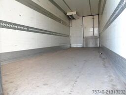 Schmitz Cargobull 2 AXLE + CARRIER + DHOLLANDIA LOADLIFT