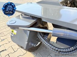 Combilift C3000XL GAS DUPLEX 4550 FORK POSITIONER