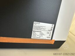 Shimadzu UV vis - 1900i