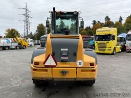 LIEBHERR 514 Stereo Schaufel&Bürste