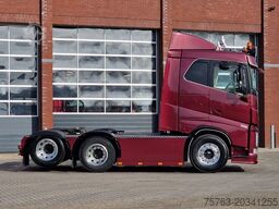 Volvo FH 13.540 Lowroof 6x2 - Show truck - Custom int...