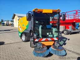 Boschung S 2.0 electric urban sweeper