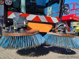 Boschung S 2.0 electric urban sweeper