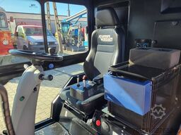 Boschung S 2.0 electric urban sweeper