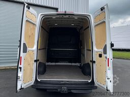 MAN TGE 3.180 L3H3 Kasten LED PDC AHK TEMPOMAT NAVI