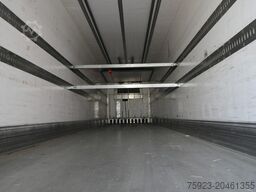 LAMBERET 3 AXLE FRIGO TRAILER WITH CARRIER VECTOR 1950 M...