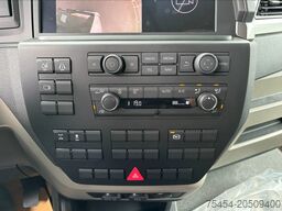 MAN TGL 12.220 BL 4x2 | laadbak 730 cm + laadklep 2...