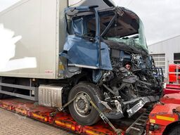 MERCEDES-BENZ ACTROS OHNE AUFBAU