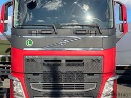 VOLVO FH 460 Globe / VEB / STAPLERHALTERUNG