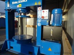  MOBILE VOLLREIFENPRESSE