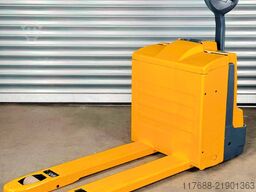 Jungheinrich EJE 118. - Service Neu - nur 2287 Std-Batterie 90%