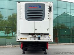 SCHMITZ CARGOBULL SCB*S3B SCHMITZ TKM COOLING LIFT AXLE TAIL LIFT