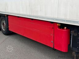 SCHMITZ CARGOBULL SCB*S3B SCHMITZ TKM COOLING LIFT AXLE TAIL LIFT