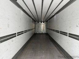 SCHMITZ CARGOBULL SCB*S3B SCHMITZ TKM COOLING LIFT AXLE TAIL LIFT