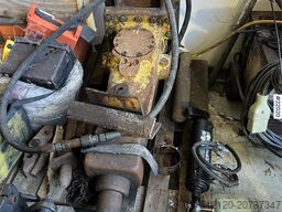 Atlas Copco 550 spiked hammer with/ s50-s60 attachment