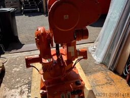ABB Robotics IRB 2400/16 IRC5 M2004