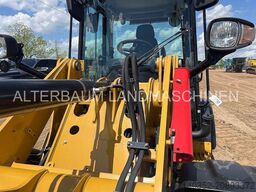 Caterpillar 906