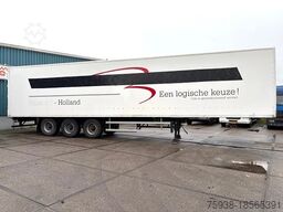 Pacton / JUMBO 3-AXLE CLOSED BOX WITH FULL STEEL CHASS...
