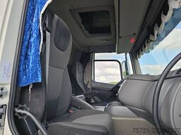 DAF CF 320