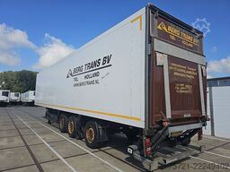 SCHMITZ SKO 24 CARRIER TAILLIFT