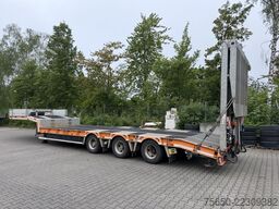 Humbaur HTS30  3 Achs Satteltieflader, neuwertig