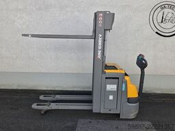 Jungheinrich EJC214z