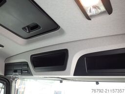 MERCEDES-BENZ 1827 L Actros Koffer 7,3m/LBW/Seitentür/AHK/Klim