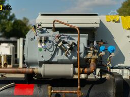 Used Watercooled chiller CARRIER 30HXC120 A0450 PEE 414 kW. 2008 yom