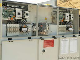 Used Watercooled chiller CARRIER 30HXC120 A0450 PEE 414 kW. 2008 yom