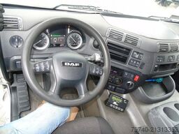 DAF CF 290 + CARRIER + LOADLIFT