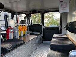 MERCEDES-BENZ 1222 AF 4x4 ALLRAD/Feuerwehr /Pumpe