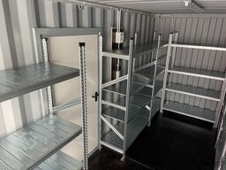 Other 20’ DV mit Fachbodenregalen, Licht, Tür