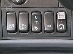 Scania R520 V8 8x2*4 - Milk tank - 19.000L - 4 compart...