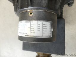 Sanyo Denki AC Servo Motor mit F681024F06 / 09907 Optical Shaft Encoder