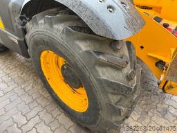 JCB 535-125 / 2017 BJ / 2.768 H / 12.5 Meter