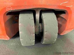 Toyota 8FBE15T - TRIPLEX 4,3 m