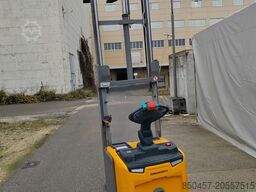 Jungheinrich ERC 212 2.9m/ 2020y/ free lift/ 4901mh