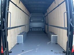 MERCEDES-BENZ Sprinter 319 CDI 4325 AHK DISTRONIC 360 Klima