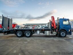 VOLVO FM 300-6x2+FASSI 19t/m + 2EXT