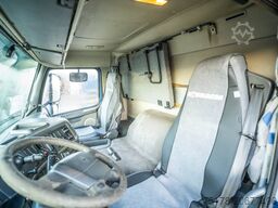 VOLVO FM 300-6x2+FASSI 19t/m + 2EXT